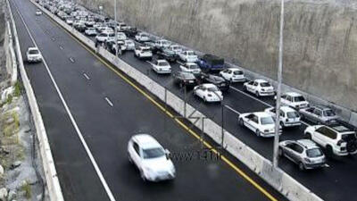 مسافران بخوانند / ترافیک سنگین در آزادراه تهران - شمال
