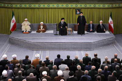 وزرای دولت روحانی مهمان رهبر انقلاب شدند+ عکس