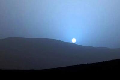 تصاویری فوق‌العاده زیبا از غروب خورشید در مریخ+ فیلم