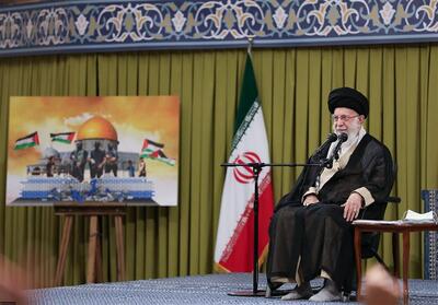 دیدار جمعی از مسئولان نظام و سفرای کشورهای اسلامی با امام خامنه‌ای - تسنیم