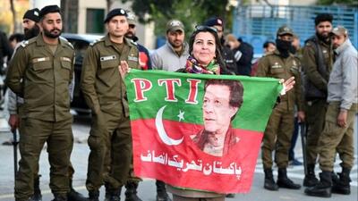 شروع خوب عمران خان در انتخابات پاکستان؛ کودتای سیاسی ناکام ماند؟