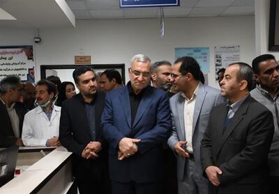 وزیر بهداشت‌‌‌ رئیس یک بیمارستان بیرجند ‌را حین بازدید عزل کرد + جزئیات - تسنیم