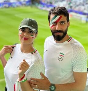 عکس/ زنان خوش چهره ایرانی در استادیوم‌های قطر | اقتصاد24