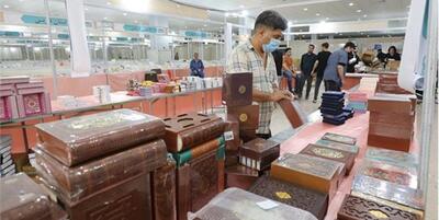 خبرگزاری فارس - چینش کتاب‌های نمایشگاه هرمزگان آغاز شد
