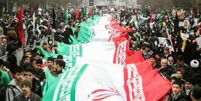 خبرگزاری فارس - آمادگی 300 امدادگر هلال احمر خراسان‌جنوبی برای پوشش امدادی راهپیمایی 22 بهمن