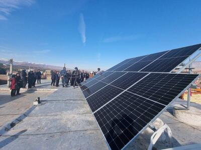 افتتاح نخستین نیروگاه خورشیدی ۵ کیلوواتی در لوشان