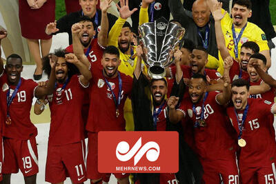 لحظه بالابردن جام قهرمانی جام ملت‌های آسیا توسط قطری‌ها
