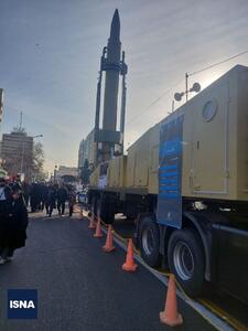 عکس/ نمایش سامانه موشکی ایران در مسیر راهپیمایی ۲۲ بهمن | اقتصاد24