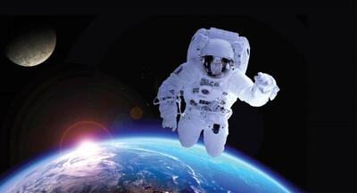 فرود فضانوردان در اقیانوس اطلس + عکس