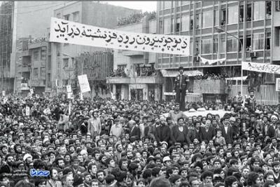 خاطرات هاشمی ۲۲ بهمن سال 79 | انقلاب به سبک ایران و حرکت به سوى دموکراسى و آزادى | پایگاه خبری تحلیلی انصاف نیوز
