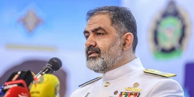 خبرگزاری فارس - دریادار ایرانی: دشمن بداند طرف حسابش مردم ایران است