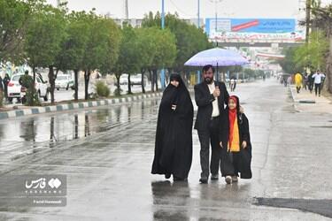 خبرگزاری فارس - حضور خانوادگی در راهپیمایی ۲۲ بهمن