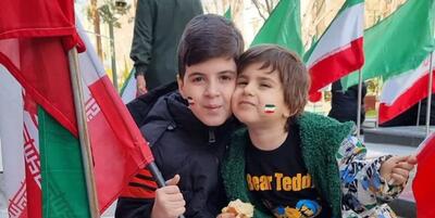 خبرگزاری فارس - حضور فرزندان شهدای مدافع حرم و امنیت در راهپیمایی ۲۲ بهمن+ عکس