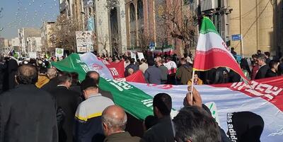 خبرگزاری فارس - حضور مردم در راهپیمایی 22 بهمن بار دیگر محاسبات دشمن را بر هم زد