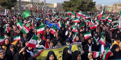 خبرگزاری فارس - راهپیمایی با شکوه 22 بهمن در استان مرکزی آغاز شد