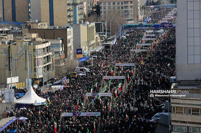 تصاویری دیدنی از جشن انقلاب در تهران