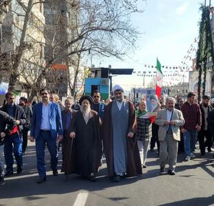 حضور نماینده خوزستان در مجلس خبرگان رهبری در راهپیمایی مردم تهران