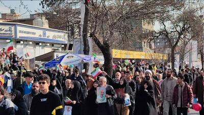 اجرای نمایش نمادین در محکومیت جنایات علیه کودکان غزه در حاشیه راهپیمایی ۲۲ بهمن