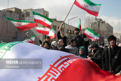 تولد ۴۵ سالگی انقلاب اسلامی مبارک/ جشن سراسری ملت ایران