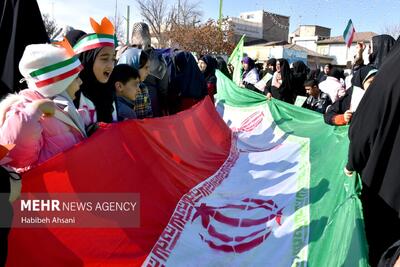 حضور حماسی مردم قوچان در راهپیمایی ۲۲ بهمن