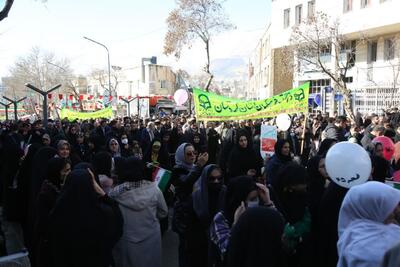 حضور غرورآفرین کردها در نخستین دقایق راهپیمایی ۲۲ بهمن