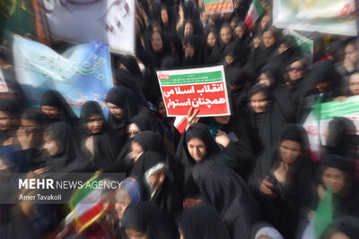 خروش مردم دارالاسلام تایباد در جشن پیروزی انقلاب اسلامی
