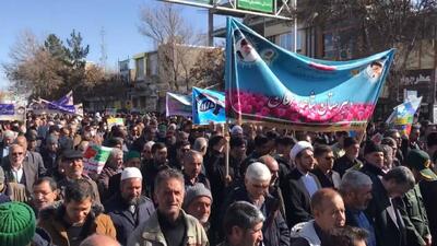 حضور پر شور مردم قوچان در راهپیمایی ۲۲ بهمن