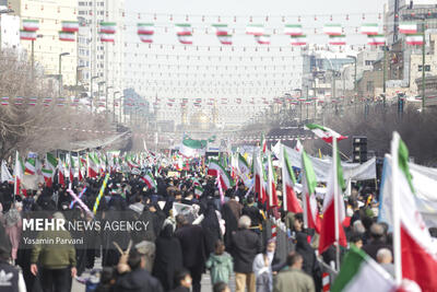 راهپیمایی یوم‌الله ۲۲ بهمن در مشهد