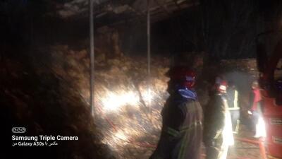 مهار آتش در انبار علوفه گاوداری در قزوین