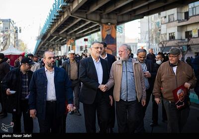 حضور شخصیت‌ها و مسئولین در راهپیمایی 22 بهمن- عکس خبری تسنیم | Tasnim