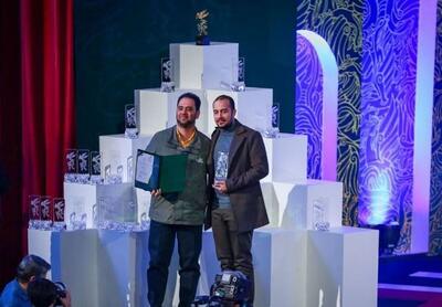 سیمرغ بلورین چهل و دومین جشنواره فیلم فجر به قزوین رسید