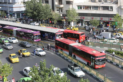 علیزاده: کیفیت اتوبوسهای ایران خودرو مشکل دارد | نماینده ایران خودرو: توانایی تولید ۵ هزار اتوبوس در سال داریم
