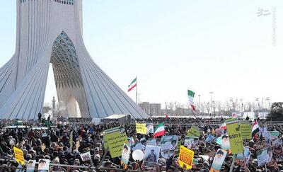 فیلم/ تهرانی‌ها در جشن ۴۵ سالگیِ انقلاب اینطور به میدان آمدند