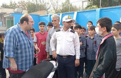 نمایش «تلنگر» در سطح مدارس مناطق ۲۲ گانه تهران اجرا می‌شود