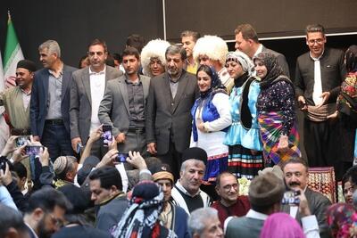حضور وزیر گردشگری در جشنواره و نشست شخصیت های بومگردی ایران