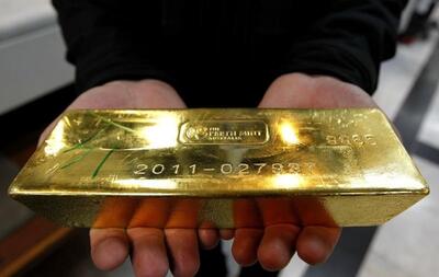 انس جهانی طلا از نردبان تورم پایین می‌آید؟ | اقتصاد24