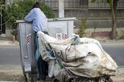 معاون شهردار تهران: پیمانکاران شهرداری این اختیار را دارند که زباله‌گردهای بالای ۱۸ سال را به‌ کار بگیرند