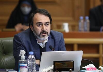 عضو شورای شهر: برخی از اقدامات شهردار تهران برای حل آلودگی هوا به شدت بهم ریخته است و در حال تخریب مدیریت شهری، شهرداری و شورای شهر است