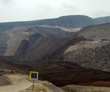 ریزش معدن در ترکیه و احتمال گرفتار شدن چندین کارگر