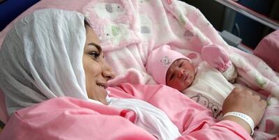 خبرگزاری فارس - بیمه مادران باردار تا پایان دوره شیردهی