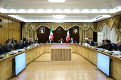 جلسه بررسی و جمع‌بندی طرح‌های دومین سفر استانی رئیس‌جمهور به استان سمنان