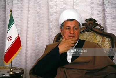 خاطرات هاشمی رفسنجانی، ۲۶ بهمن ۱۳۷۹؛ از ادامه مشاجره در کشور بر سر تاج‌زاده تا جزئیات جلسه خبرگان