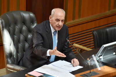 رئیس پارلمان لبنان: بانک اهداف دشمن غیرنظامیان هستند