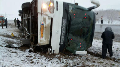 45 کشته و زخمی در تصادف هولناک اتوبوس مسافری با کامیون / در سبزوار رخ داد!