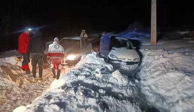 امدادرسانی به ۱۰۰ نفر از متاثرین برف و کولاک در شهرستان تکاب