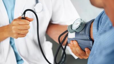 فشار خون ثانویه چیست؟ / چرا ایجاد می شود و علائم مشکوک آن کدامند؟