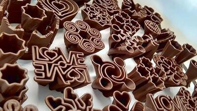 تصاویری جالب از تولید شکلات کاکائویی با چاپگر سه‌بُعدی (فیلم)