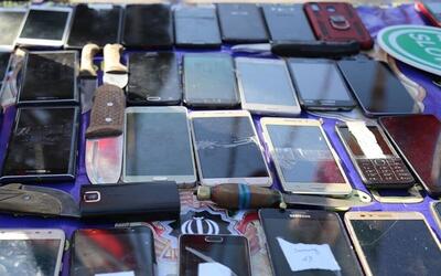 ۱۱۰ دستگاه گوشی هوشمند سرقتی توسط مرزبانان هنگ مرزی تایباد کشف شد