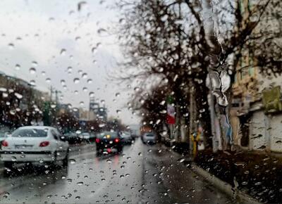 آغاز باد و باران در مناطق مختلف کشور/آسمان تهران صاف تا کمی ابری