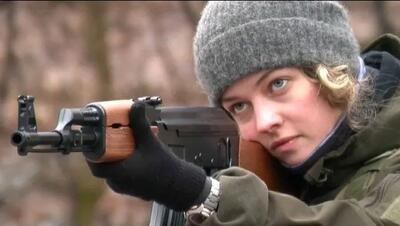 آموزش نظامی زنان اوکراینی برای جبران کمبود سربازان مرد